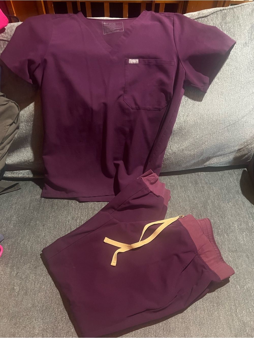 Figs women’s Short Sleeve Scrub Top & Jogger Set in Plum with Gold Drawstring